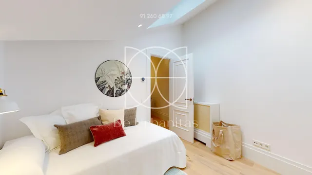 Piso 2 habitaciones 122m² en venta - Cortes — 15