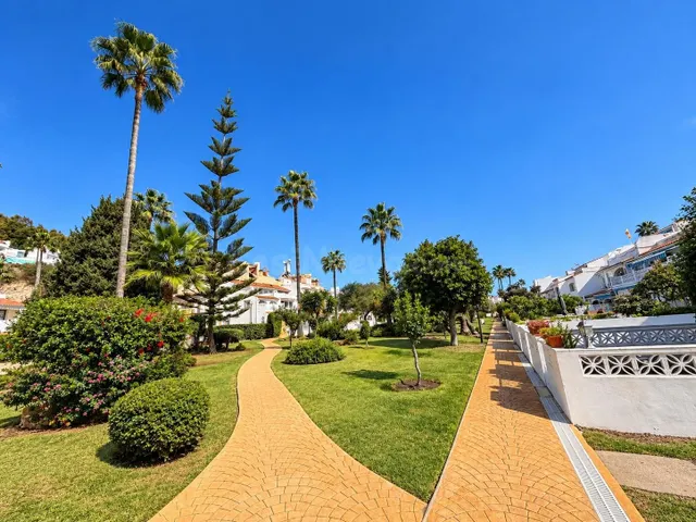 ¡en venta precioso adosado en playa paraiso! — 2