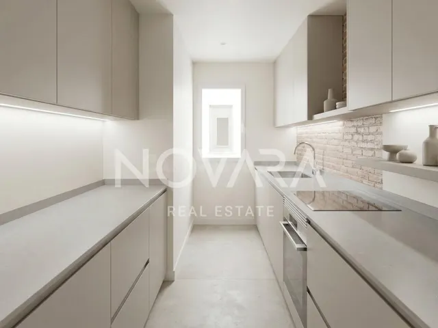 Ático Exclusivo a REFORMAR con Terraza Privada de 51 m2 junt