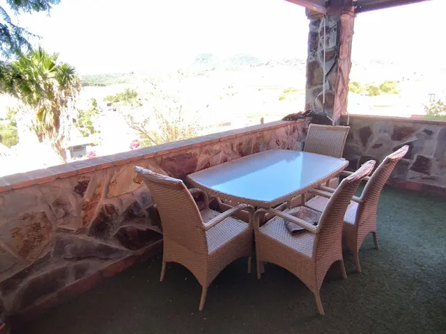 Se vende Chalet con piscina en Getares — 31