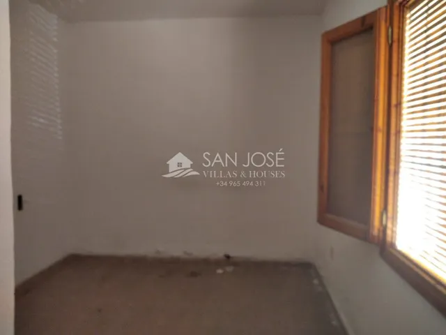 VENTA DE NAVE EN TORRELLANO — 29