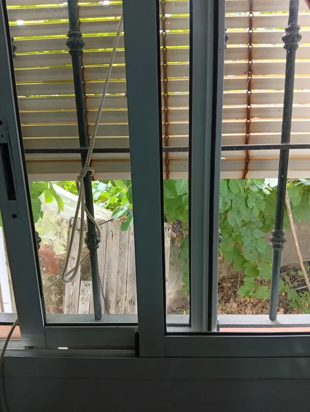 ¡Gran oportunidad en La Villa! Casa con 1.500 m2 de terreno urbano y garaje edificable en Ayamonte — 47