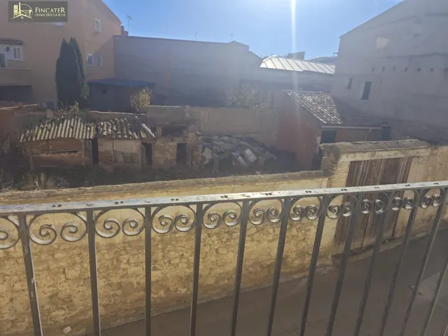CASA EN CELLA — 31