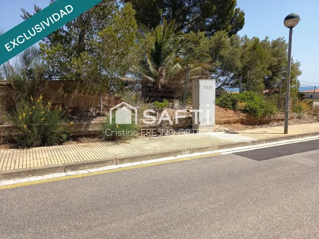 ¡Terreno urbano edificable a un paso del mar en la Costa Dor - foto 4