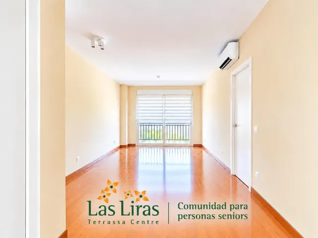 PISO EN CARRER COL.LEGI