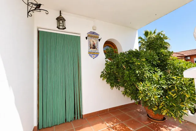 Chalet independiente con piscina en Híjar, Las Gabias — 44