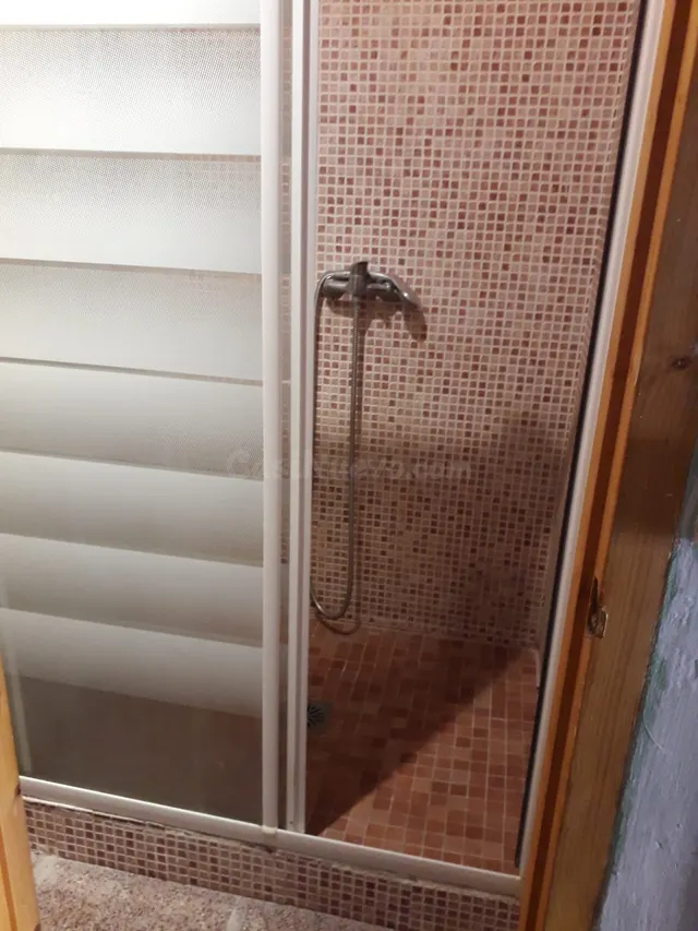 Se vende o alquila local comercial — 3