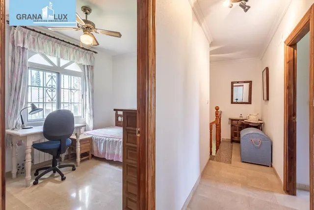 Espectacular Chalet en Ogijares - Ideal para Familias — 43