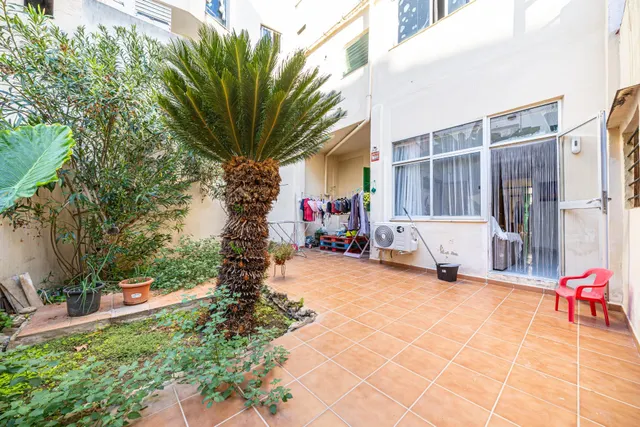 Casa con enorme potencial en Foners — 17