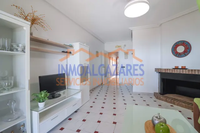ESPECTACULAR DUPLEX DE  3 DORMITORIOS Y 2 BAÑOS, EN PRIMERA LÍNEA DE PLAYA CON VISTAS AL MAR EN LOS NAREJOS, LOS ALCAZARES, MURCIA. — 8