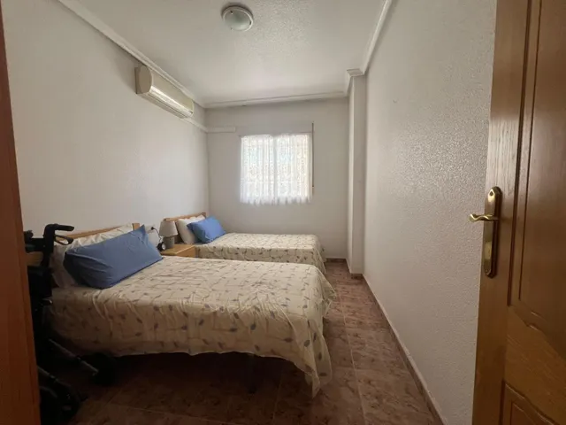 APARTAMENTO DE 2 habitaciones, TODO EXTERIOR, RODEADO DE TODOS LOS SERVICIOS — 20