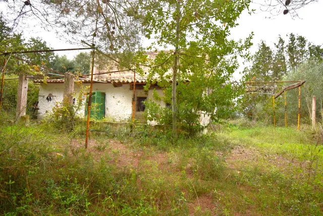 Finca rústica con casa de campo y espectaculares vistas a la