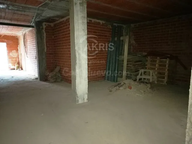 Local Comercial en Camarena - foto 3