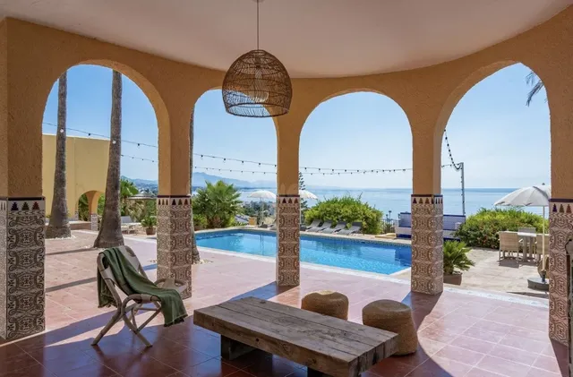 Chalet 8 habitaciones 430m² en venta - Costa Del Sol - foto 5