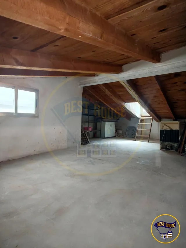 VIVIENDA TOTALMENTE REFORMADA EN TIRADORES BAJOS — 37