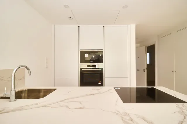 Apartamento  de 2 dormitorios y 2 baños , a estrenar en  pleno centro de Fuengirola. — 11