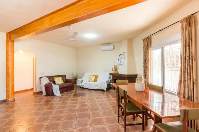 Finca rústica 4.180m2 de parcela con casa y piscina en las peñas (Fortuna) — 18
