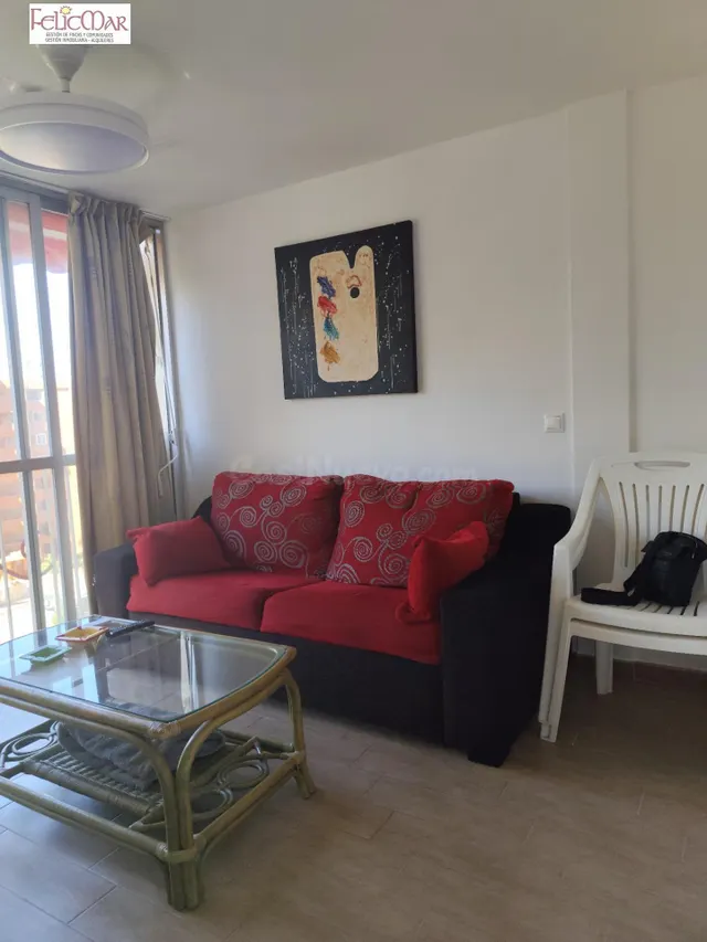 ¡Oportunidad Única: 138.000 €! Estudio con un dormitorio. Re - foto 2