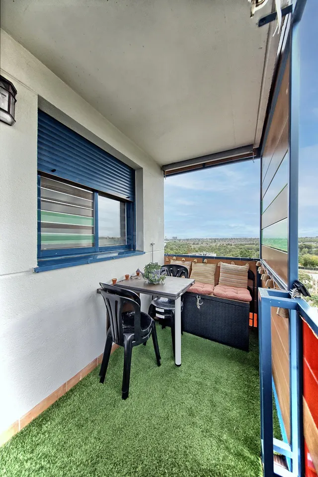 PISO CON VISTAS! TERRAZA INCREIBLE. 3 HB, PLAZA DE GARAJE y TRASTERO. — 3