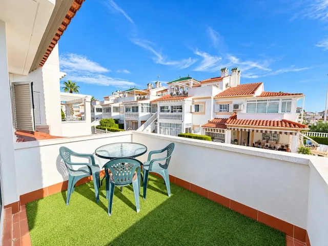 Casa 3 habitaciones 105m² en venta - Zeniamar-Horizonte-La Campana — 24
