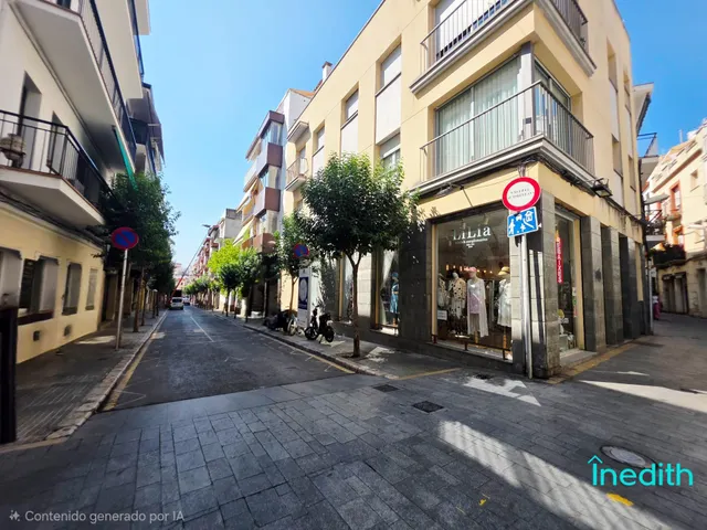Bonito piso con patio en bonita calle centro Sitges — 49