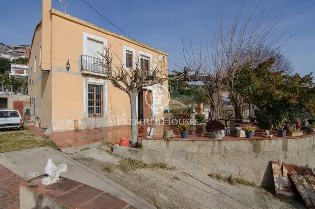 Masía en venta con vistas al mar en Mataró - Costa Barcelona. — 25