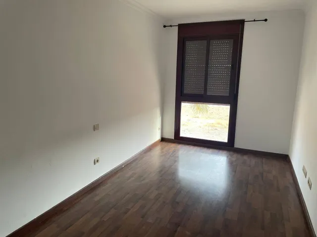 PISO EN VECINDARIO — 9