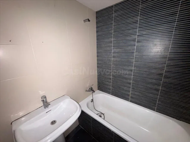 ¡Rebajado! Amplio Piso en La Gangosa, ¡tu oportunidad de inv - foto 4