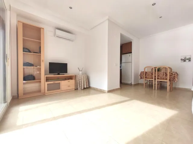 Espectacular vivienda con terraza privada de 90 m2 a 150 metros de la Playa del Tamarit | Espacio, comodidad y calidad de vida en Santa Pola — 11