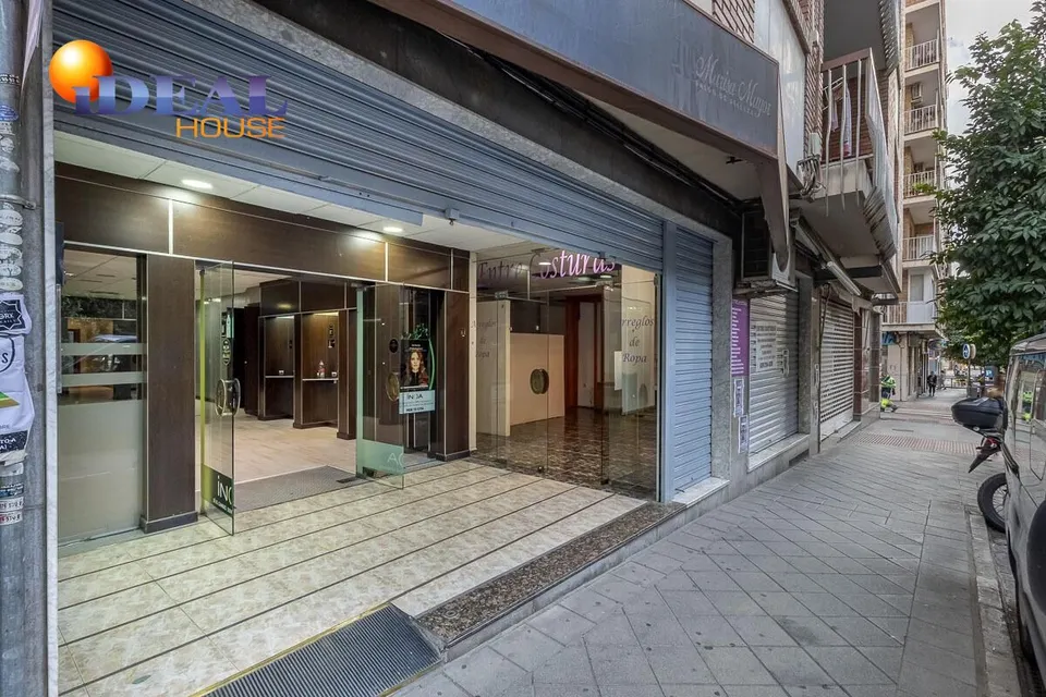 Local comercial en Pajaritos.