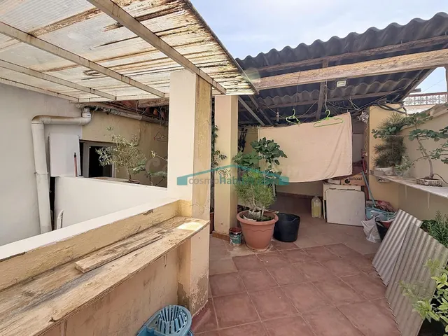 Casa de pueblo reformada con patio y terrazas en Benaguasil - foto 5