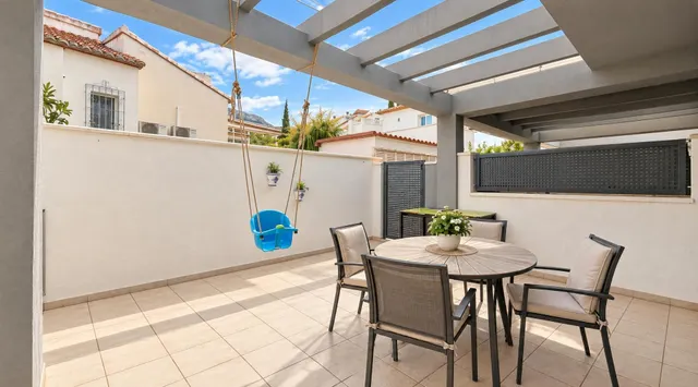 La terraza sur para el invierno. la terraza norte para agosto. Dénia ya ha pensado el clima por ti.!! — 5