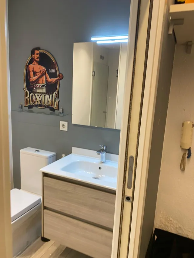 Espectacular adosado con buhardilla , apartamento independiente con baño y sin cocina, garaje doble y piscina en zona residencial premium — 16