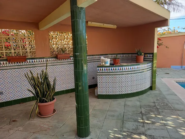 SE VENDE CHALET — 16