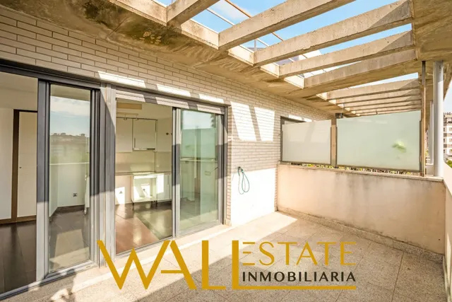 Precioso ático con terraza y vistas en Adelfas — 16