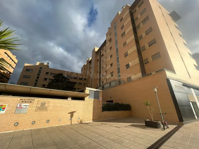 Plaza de garaje – Residencial Campus de la Salud. — 2
