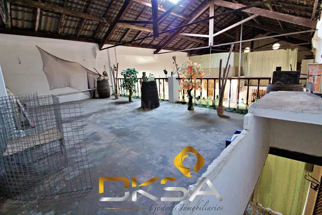 Amplia nave/local comercial/solar urbano en venta en Vila-re - foto 5