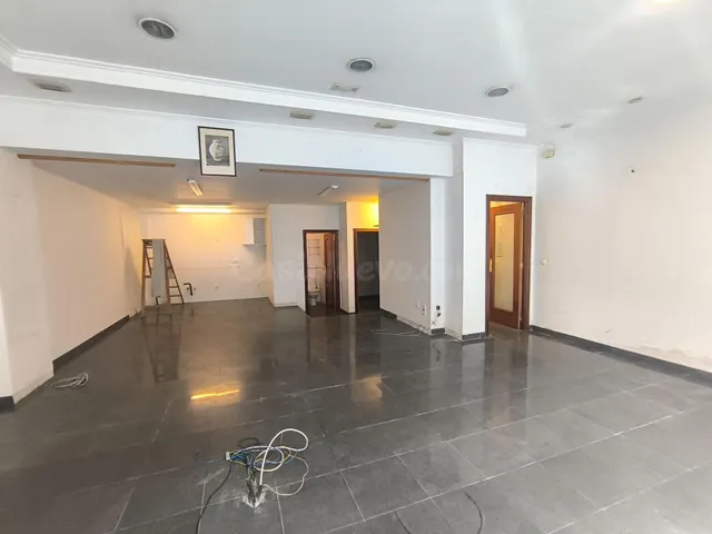 LOCAL COMERCIAL EN SANTIAGO - foto 2