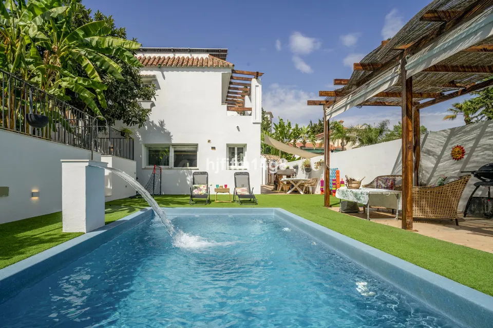 Chalet 3 habitaciones 136m² en venta - Marbella