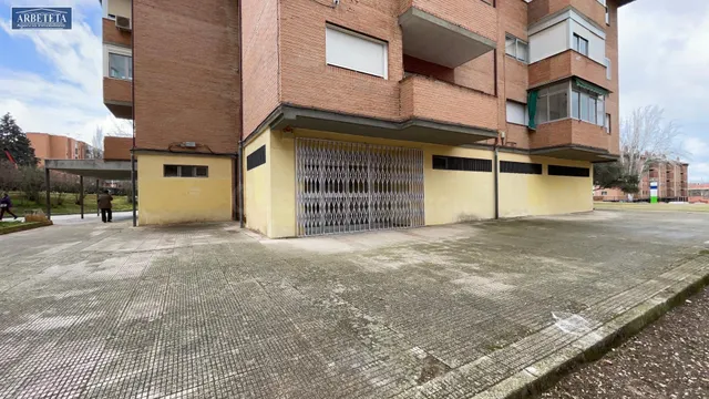 Se alquila local en la zona de Avd. del Ejercito, Guadalajar - foto 5
