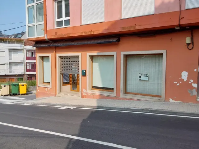 SE ALQUILA LOCAL COMERCIAL EN ZONA MONUMENTO RIBEIRA — 11