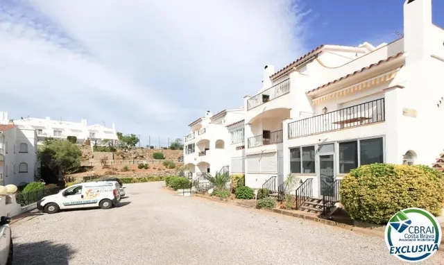 Apartamento con terraza, piscina, parking y licencia turística en Puig Rom – Roses — 25