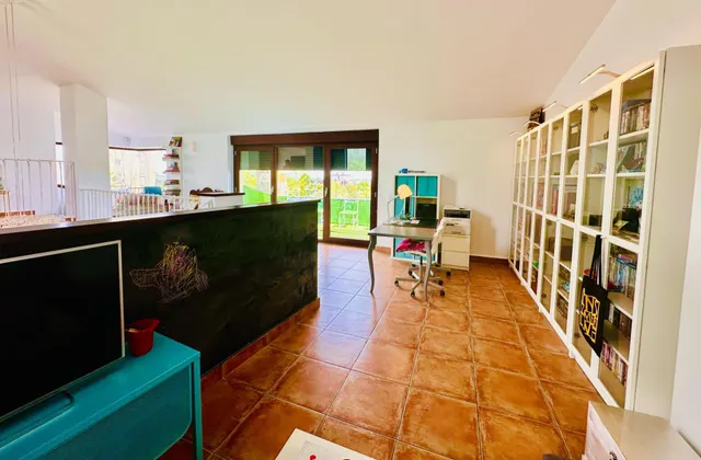 EXQUISITA VILLA CON DISEÑO MODERNO Y AMPLIA PARCELA, CON PISCINA PRIVADA EN LA PILARA — 21