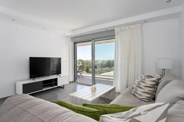 Impresionante Ático Dúplex con Gran Terraza en la Azotea - foto 4