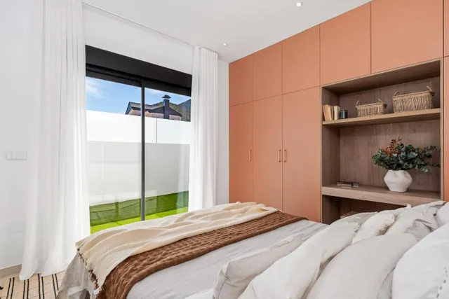 EXCLUSIVA VILLA EN EL MEDITERRANEO — 24
