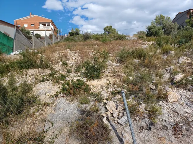 Terreno urbano edificable en venta de 633 m2 en zona residencial Los Jardines de Cunit — 8