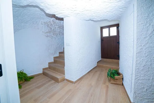 Complejo rural de 4 alojamientos dedicado a alquiler vacacional en Alcalá del Júcar: una joya para inversores — 43