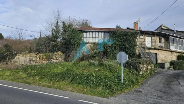 Casa a Reformar en A Pena, Villamarín - Oportunidad Única a 