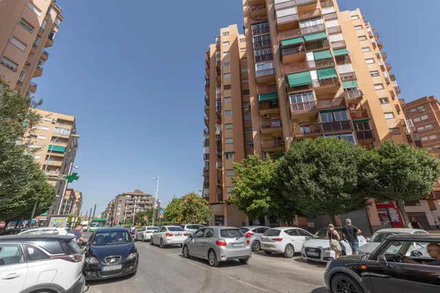 PISO JUNTO PLAZA DE LA HIPICA - AVENIDA DE AMERICA — 32