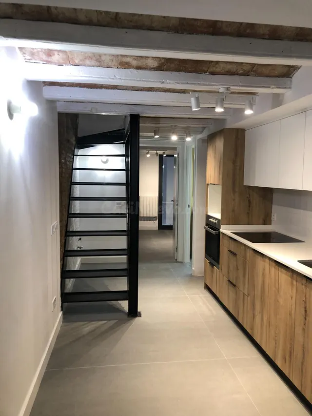Dúplex en Venta en calle Santa Elena SOLO INVERSORES — 4